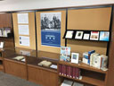 明治維新人物ギャラリー資料展示「岩倉使節団と図書館」の展示の様子です。