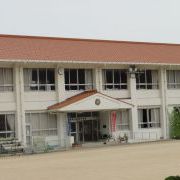 和田小学校全景