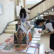 保護者も熱心に探す